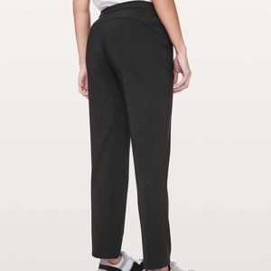Lululemon Athletica On the Move Pant Lightweight